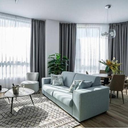 Novos Luxury Suites บูคาเรสต์ ภายนอก รูปภาพ