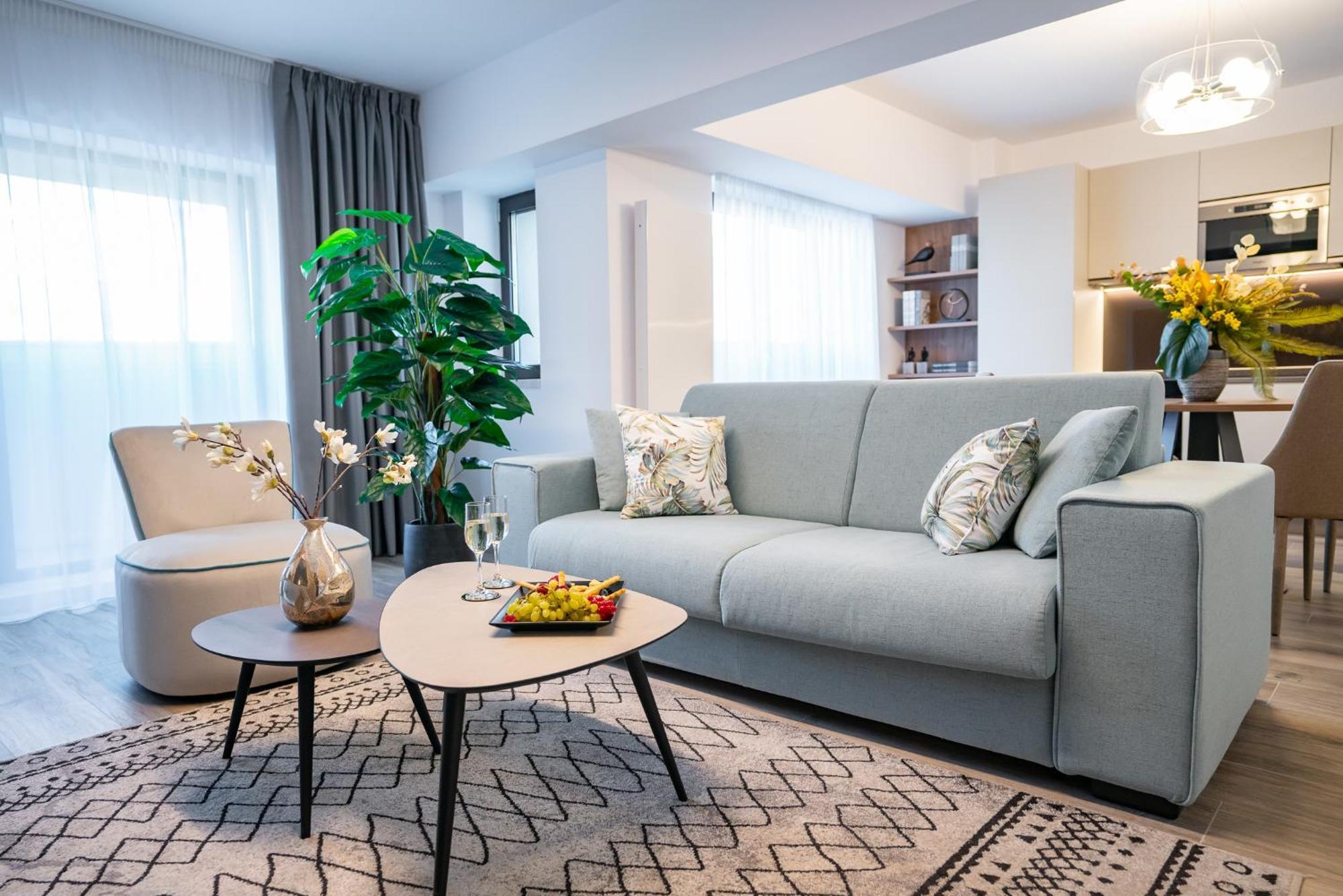 Novos Luxury Suites บูคาเรสต์ ภายนอก รูปภาพ